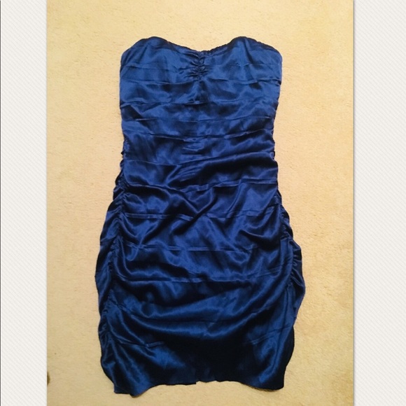 COPY - Express strapless dress - Picture 2 of 2